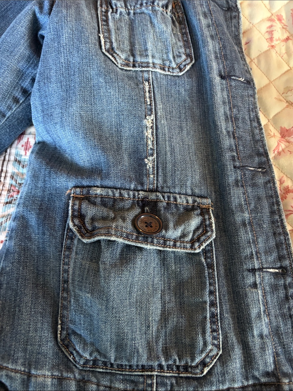 Abercrombie & Fitch Blue Denim Jacket with Cream Sherpa Collar - Picture 5 of 5